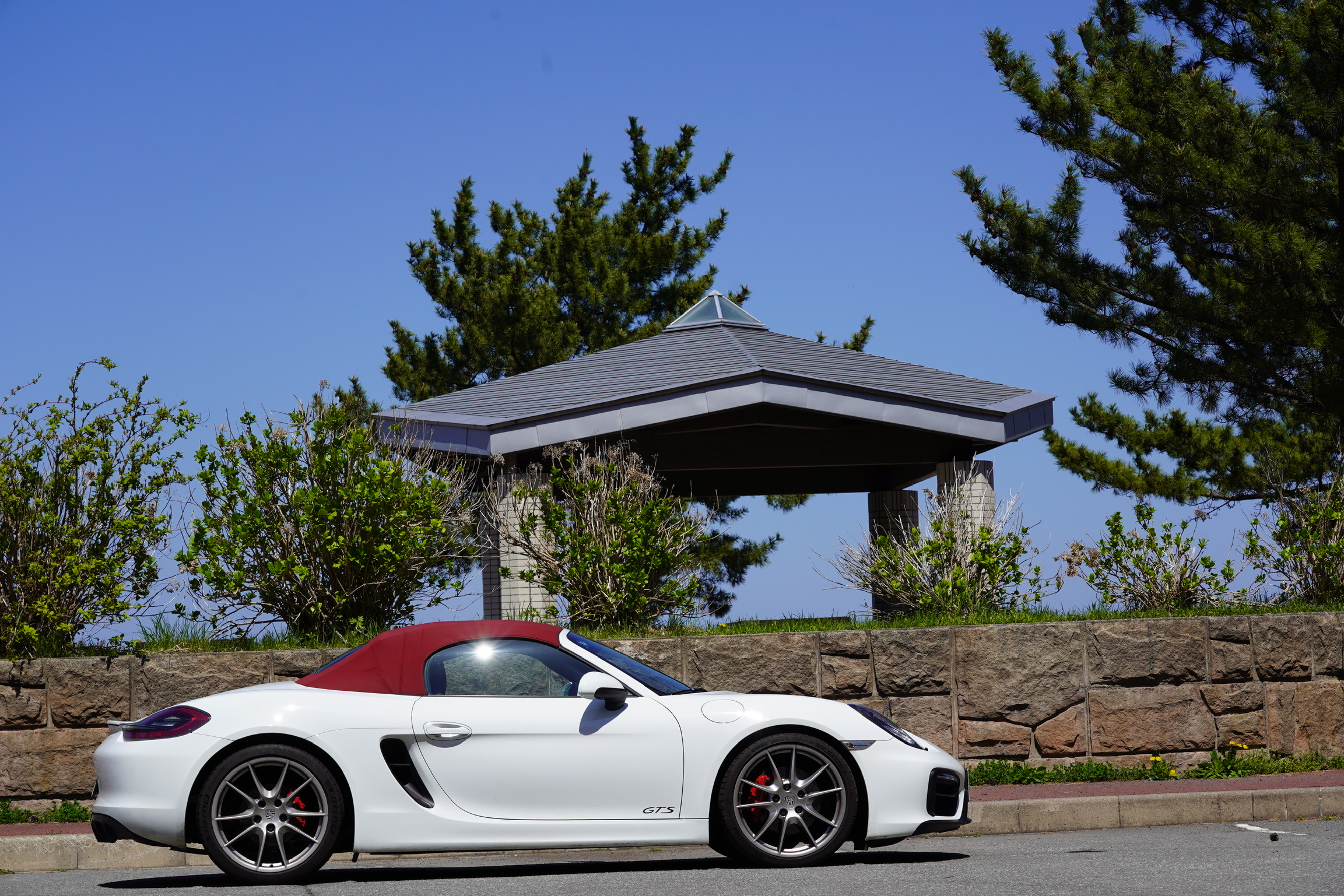 車のボディカラー選びが 結局は 黒 や 白 になってしまう件 ポルシェがわが家にやってきた オーナーズブログ 車のボディカラー選びが 結局は 黒 や 白 になってしまう件 ポルシェがわが家にやってきた オーナーズブログ